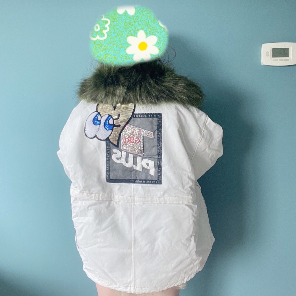 Oversized faux fur parka jacket - Picture 5 of 13
